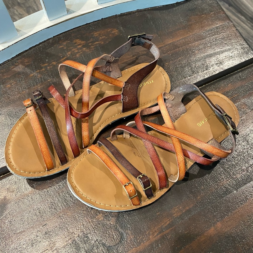 Women’s sandals